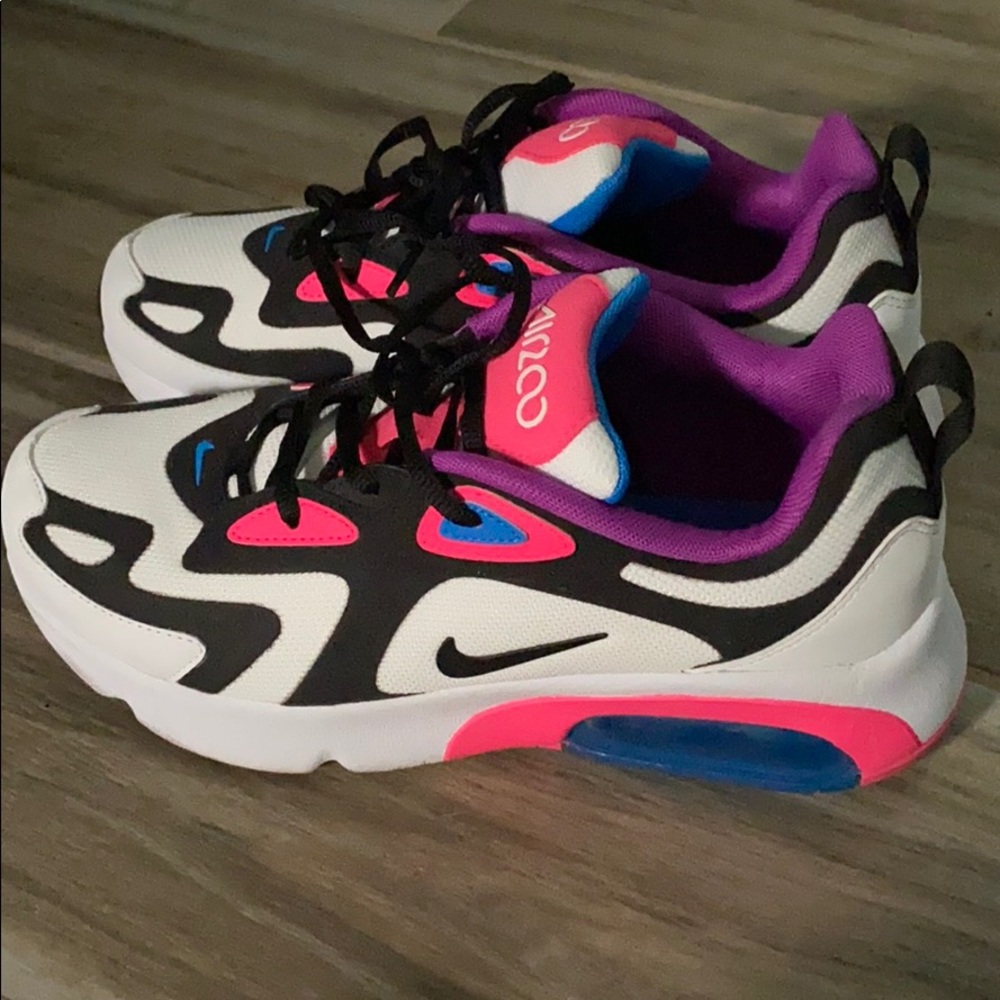 Nike Air Max 200
